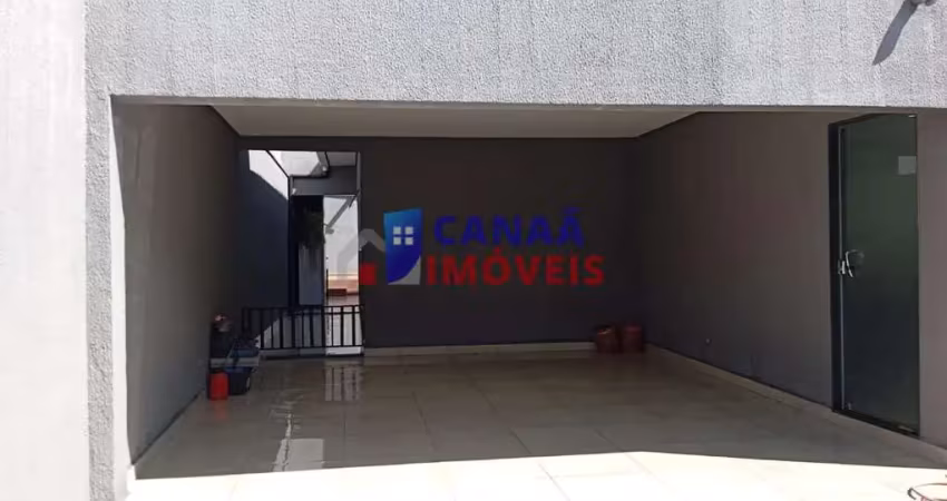 Casa com 2 quartos à venda no Jardim Holanda, Uberlândia 
