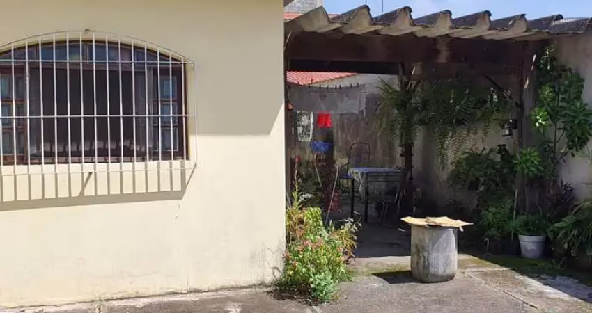 Casa para Venda em Suzano, Vila Figueira, 2 dormitórios, 1 banheiro, 5 vagas