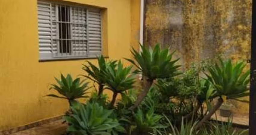 Casa para Venda em Mogi das Cruzes, Vila Mogilar, 2 dormitórios, 1 suíte, 2 banheiros, 3 vagas
