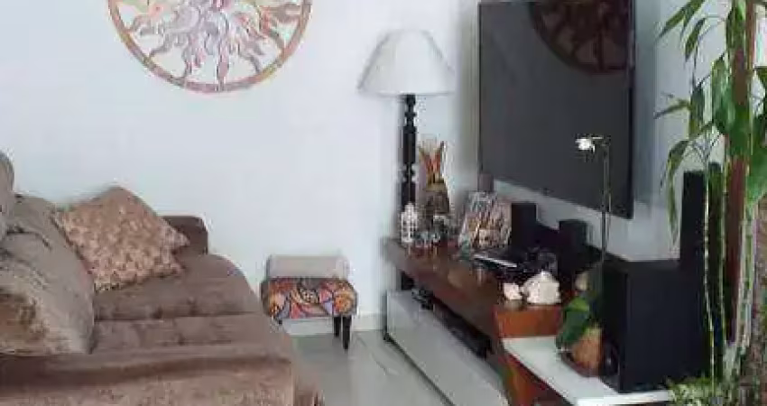 Excelente apartamento à venda no Bairro Recreio, Rio das Ostras/RJ Semi-Mobiliado com 3 quartos sendo 1 suíte , sacada no quarto, 2 banheiros, sala ex