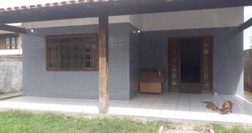 Casa com 3 dormitórios à venda, 120 m² por R$ 820.000,00 - Novo Rio Das Ostras - Rio das Ostras/RJ