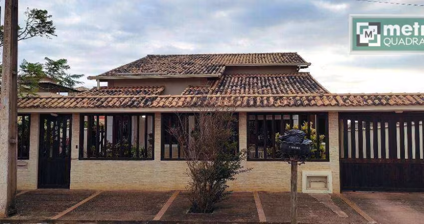 Casa com 2 dormitórios à venda, 192 m² por R$ 650.000,00 - Verdes Mares - Rio das Ostras/RJ