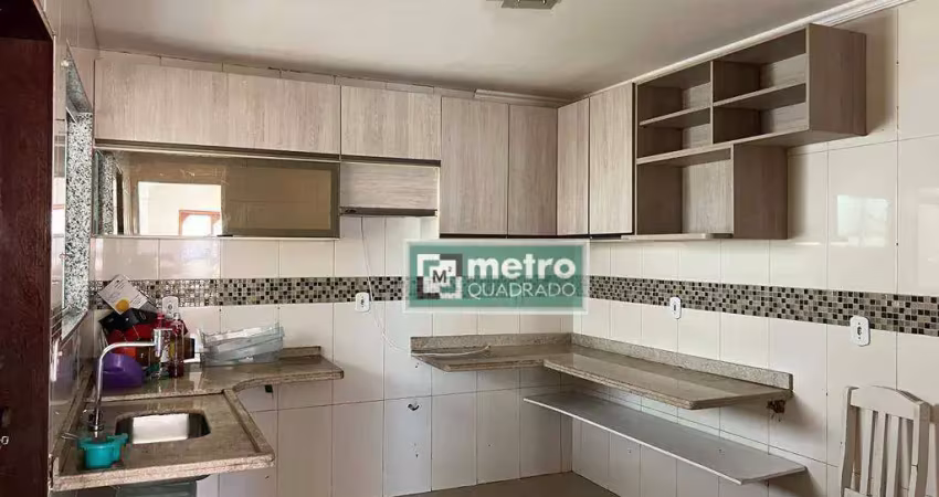 Casa com 3 dormitórios à venda, 64 m² por R$ 295.000,00 - Costazul - Rio das Ostras/RJ