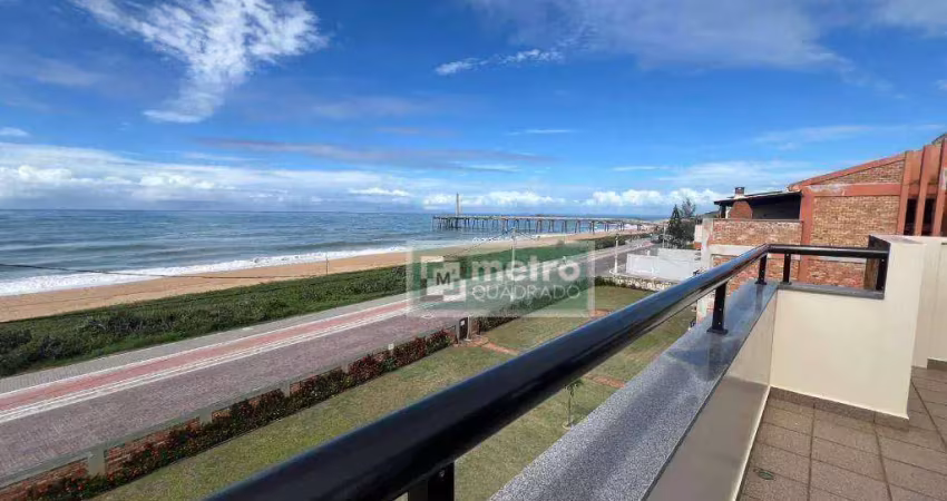 Excelente Cobertura, 3 quartos, 1 suíte, 3 banheiros, 2 salas, varada, terraço gourmet, cozinha, área de serviço, 2 vagas de garagem e dependência com