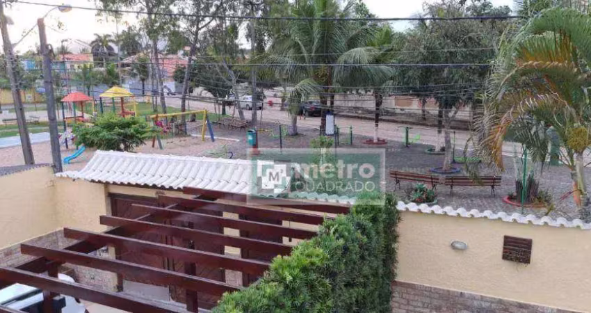 Casa duplex  com 4 dormitórios à venda, 199 m² no condomínio bosque beira rio, no coração de rio das ostras, o melhor, muito tranquilo e seguro local