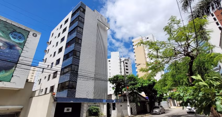 4 quartos sendo 3 suites OPORTUNIDADE