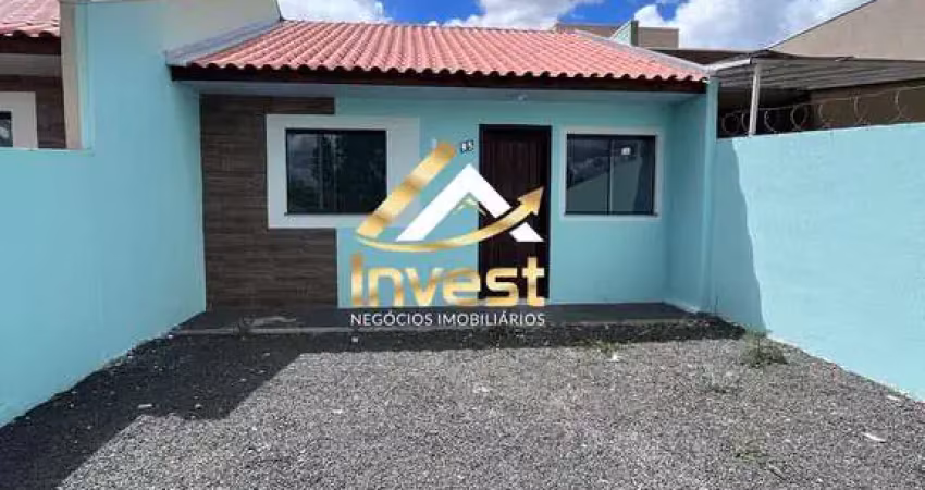 Casa 2 quartos com amplo terreno na frente e fundos