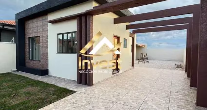 Casa 3 quartos sendo 1 suíte com muito espaço de terreno, edícula e garagem para 4 carros