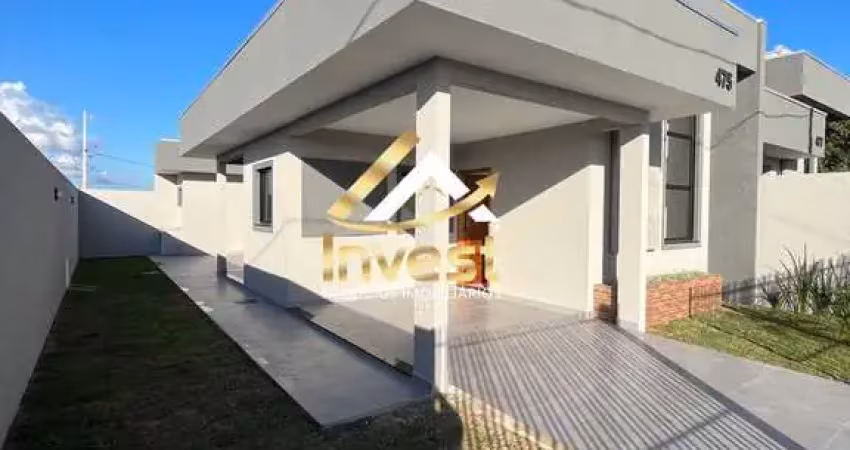 Belíssima casa 3 quartos sendo 1 suíte com amplo espaço nos fundos