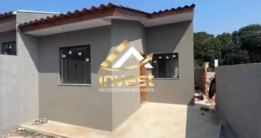 Casa 3 quartos com passagem lateral e espaço nos fundos