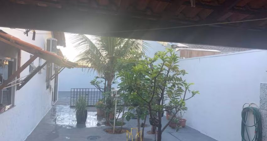 Casa com 3 quartos à venda no Shopping Park, Uberlândia 