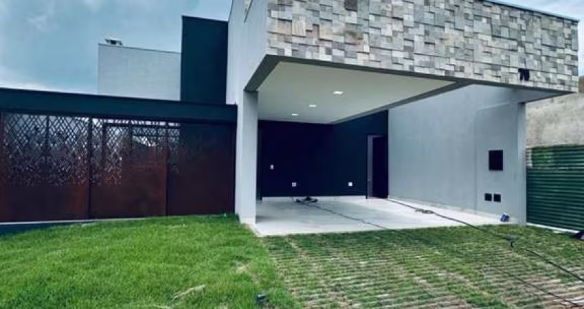 Condomínio Raros: Espaçoso casa  de 3 quartos à venda em Grand Ville, Uberlândia-MG!