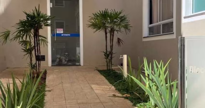 Apartamento à venda em Uberlândia-MG, Bairro Planalto - 2 quartos, 1 sala, 1 banheiro, 1 vaga de garagem, 45m² de área.