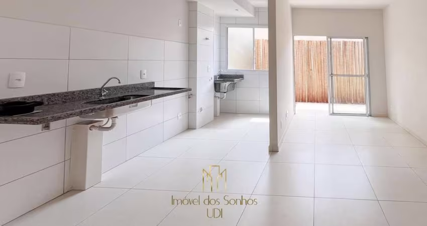 Apartamento à venda em Uberlândia-MG, Jardim Holanda: 2 quartos, 1 suíte, 1 sala, 1 banheiro, 1 vaga, 70m². Aproveite!