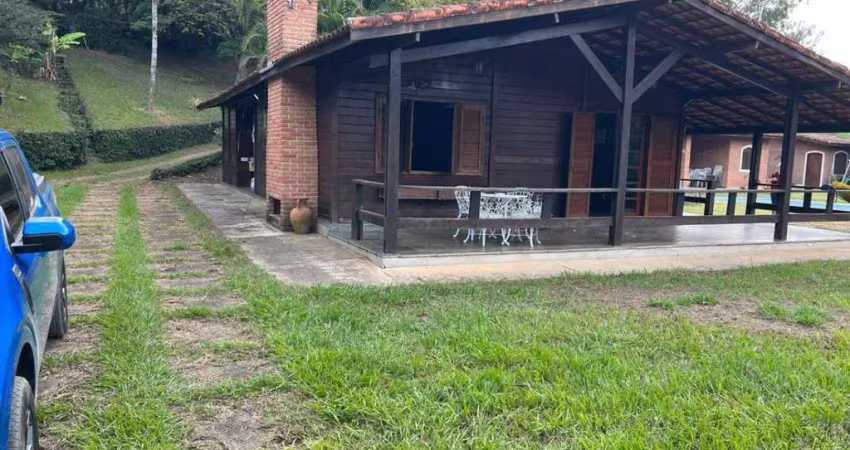 Casa em condomínio para venda em ibiúna, centro, 3 dormitórios, 1 suíte, 3 banheiros, 10 vagas