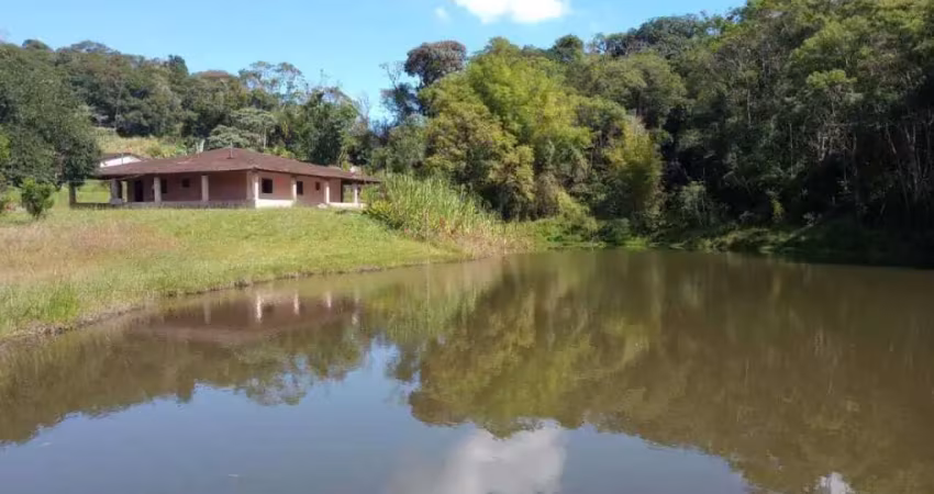 Sítio / chácara para venda em ibiúna, centro, 3 dormitórios, 1 suíte, 2 banheiros, 15 vagas