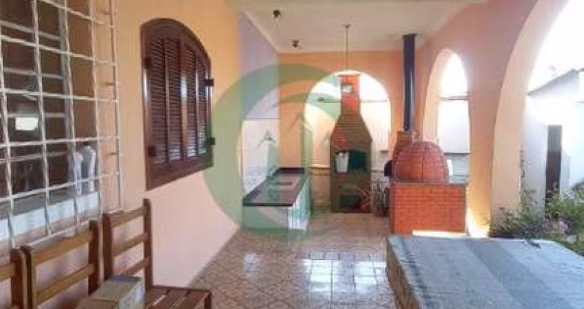 Ótima casa térrea na Vila Helena