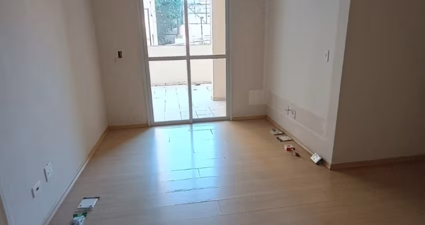 Apartamento com quintal
