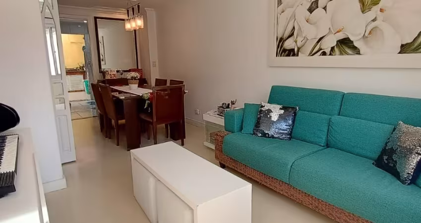 Linda casa de condomínio