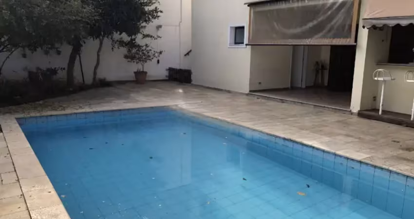 Casa com 5 quartos à venda na Rua Tenente-Aviador Mota Lima, 256, Caxingui, São Paulo