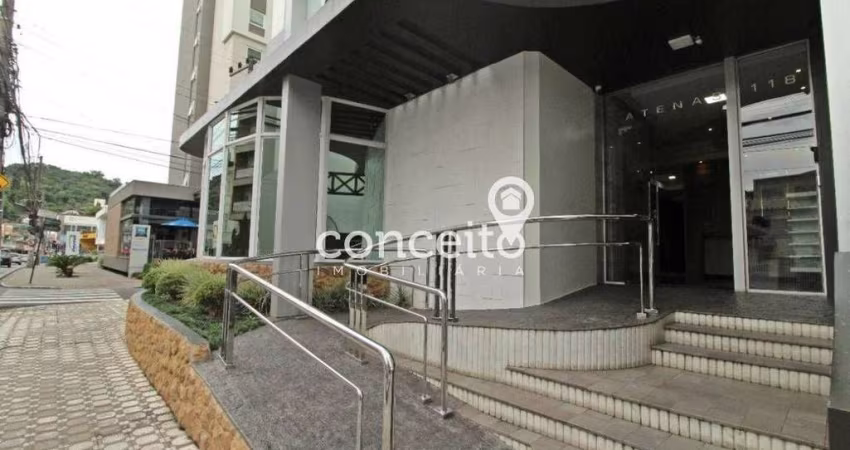 Sala Comercial 35m² no Centro de Blumenau!