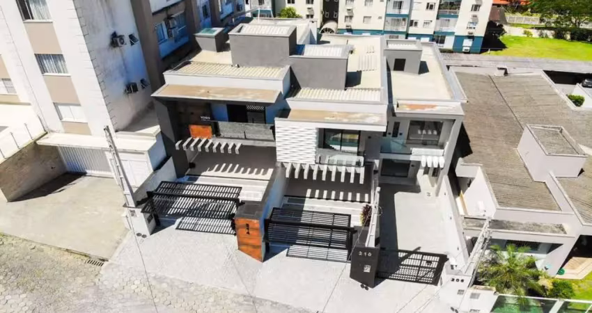 Casa com 3 quartos à venda no Velha Central, Blumenau 