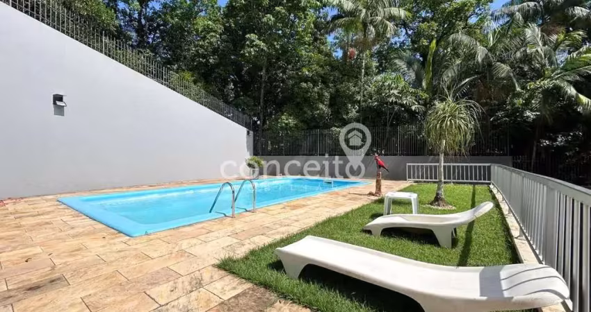 Casa com 3 dormitórios e piscina na escola agrícola!