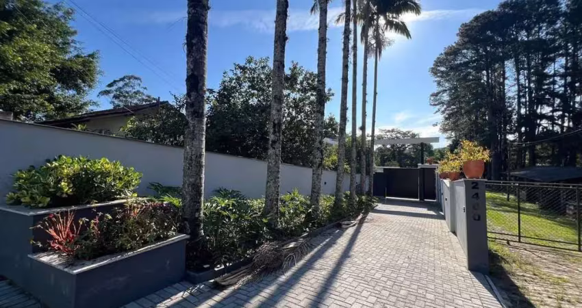 Casa com 3 quartos à venda no Velha, Blumenau 