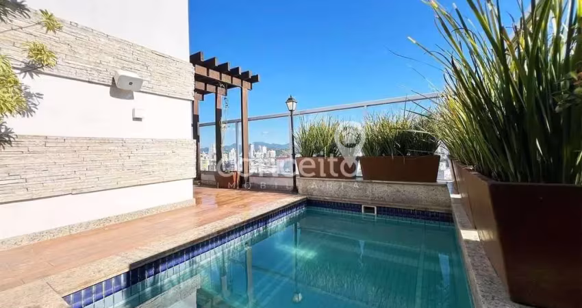 Cobertura Duplex com 4 Suítes e 3 Vagas no Centro!
