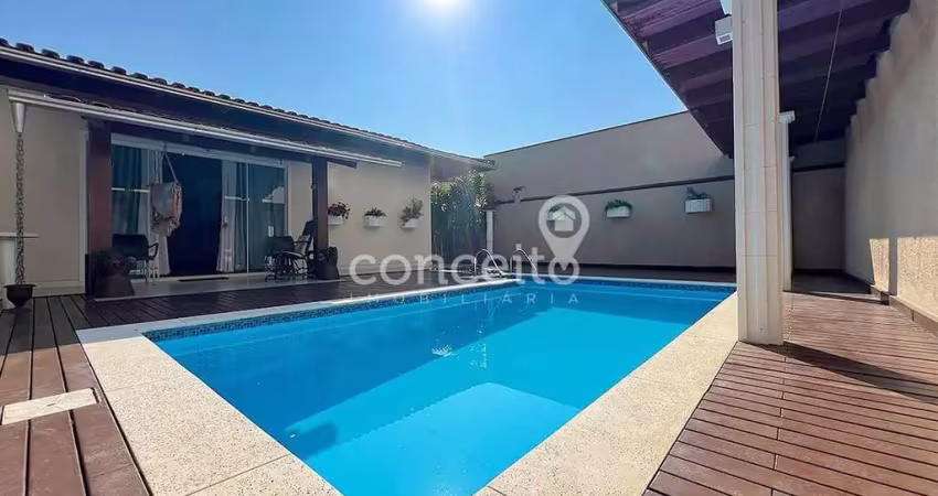 Casa plana com 3 dormitórios e 4 vagas no salto do norte!
