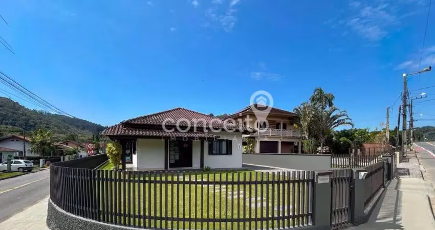 Casa com 3 quartos à venda no Centro, Pomerode 