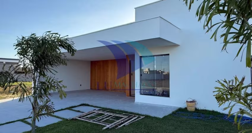 COD 1595- VENDA CASA LINEAR c/ Piscina no  Alphaville Cabo Frio