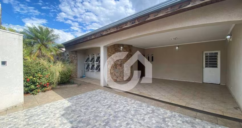 Casa com 3 dormitórios para alugar, 249 m² por R$ 4.545/mês - Vila Amorim - Americana/SP