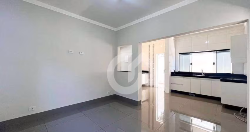 Casa com 3 dormitórios para alugar, 150 m² por R$ 4.598/mês - Vila Amorim - Americana/SP