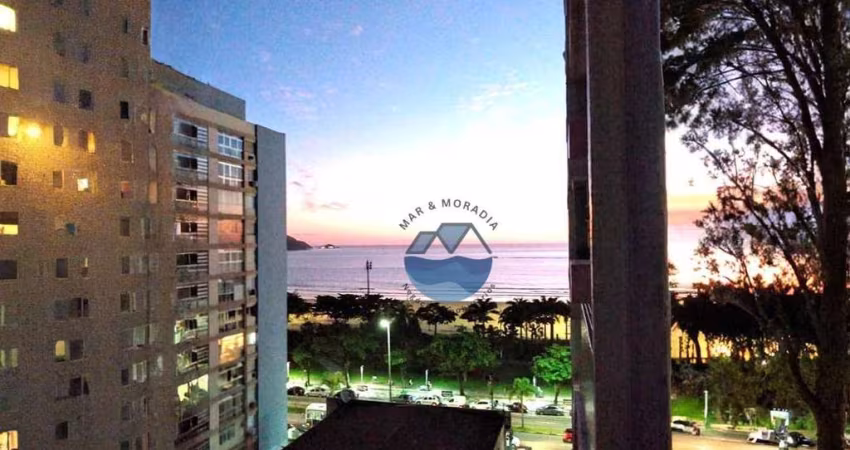 Apartamento à Venda com Varanda e Vista para o Mar - Embaré, Santos