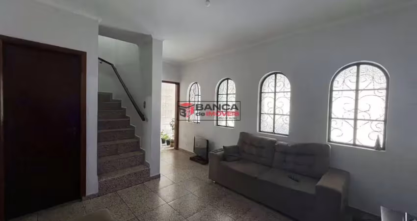 Casa com 3 quartos à venda na Rua Dona Vitorina Menk, 30, Cipava, Osasco
