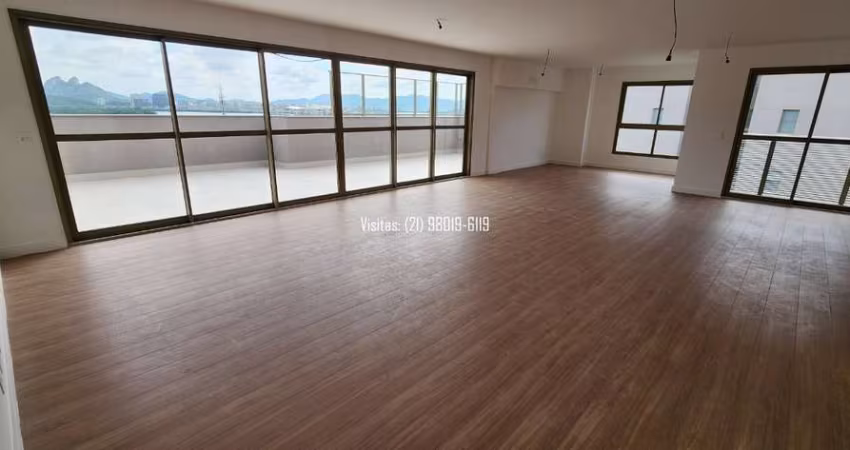 Pronto: Cobertura linear na Barra da Tijuca, Latitud, 4 suítes + DCE, 372m, ao lado do Rio Mar