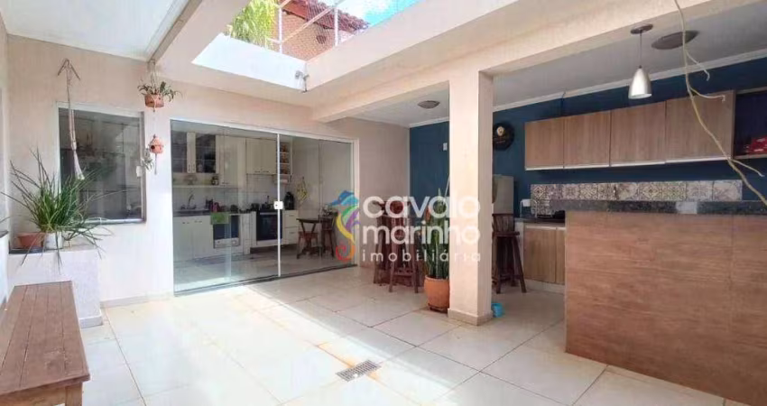 Casa com 3 dormitórios para alugar, 310 m² por R$ 4.082,63 - Vila Maria Luiza - Ribeirão Preto/SP