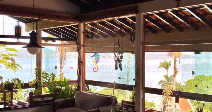 Casa com 3 dormitórios à venda, 250 m² por R$ 1.800.000 - Enseada - Ubatuba/SP