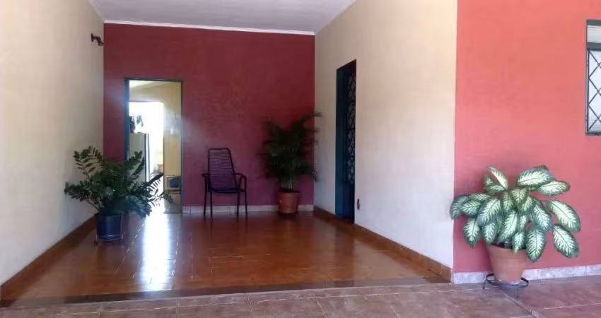 Casa com 3 dormitórios à venda, 179 m² por R$ 430.000,00 - Parque dos Bandeirantes - Ribeirão Preto/SP