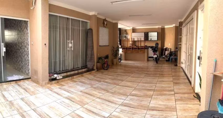 Casa com 3 dormitórios à venda, 144 m² por R$ 590.000 - Antônio Marincek - Ribeirão Preto/SP