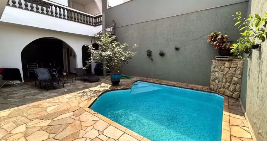 Casa com 3 dormitórios para alugar, 276 m² por R$ 6.803/mês - Jardim São Luiz - Ribeirão Preto/SP