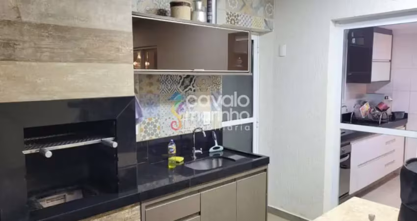 Casa à venda de 103m² com 3 dormitórios na vila do golf.
