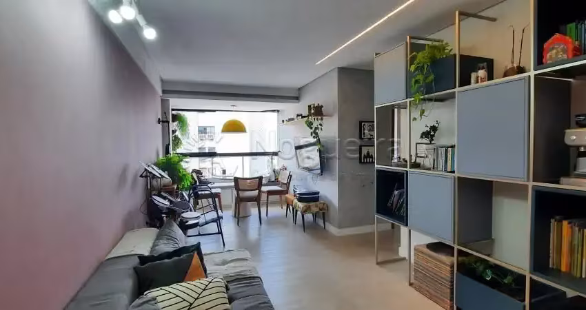 Lindo apartamento com 2 quartos no coração do Rosarinho.