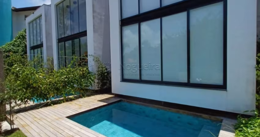 Excelente Casa Duplex em Condomínio Localizado em Tamandaré