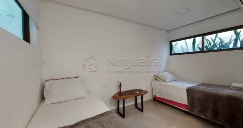 Casa com excelente localização, em condomínio fechado na beira mar em Toquinho.