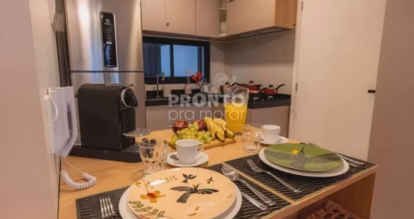 Apartamento 02 quartos, 02 vagas de garagem coberta, 100% mobiliado