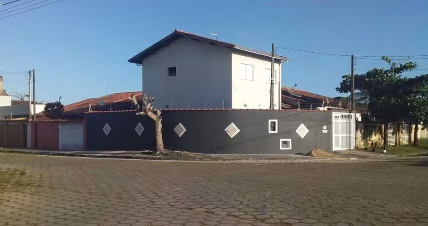 Casa para Venda em Itanhaém, Jardim Grandesp, 3 dormitórios, 1 suíte, 2 banheiros, 2 vagas