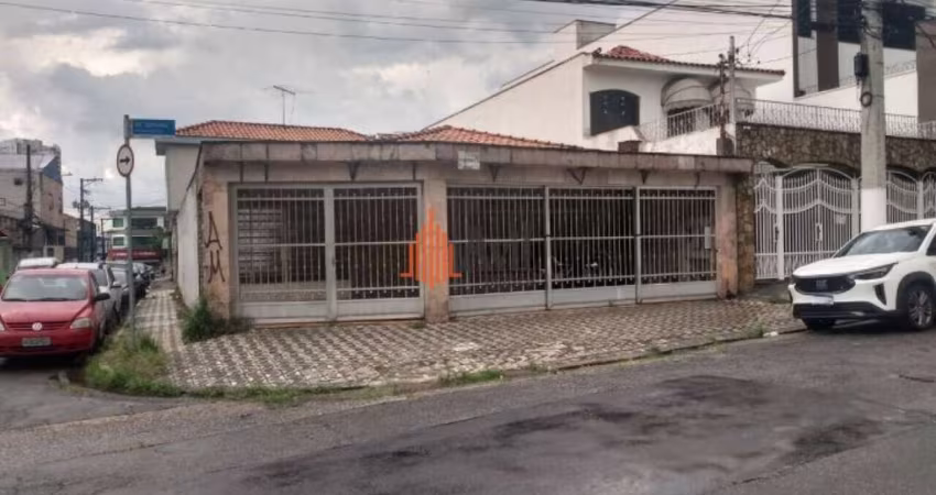 Casa Térrea de Esquina a venda no Tatuapé
