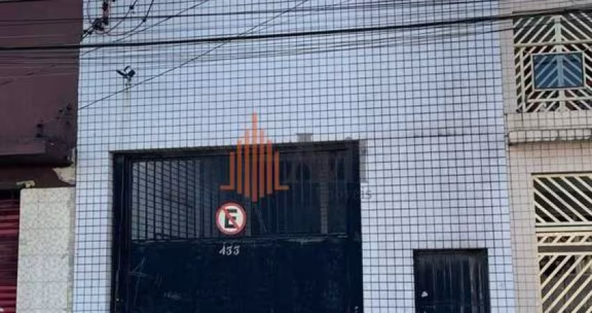 Salão Comercial 700m² à Venda na Penha